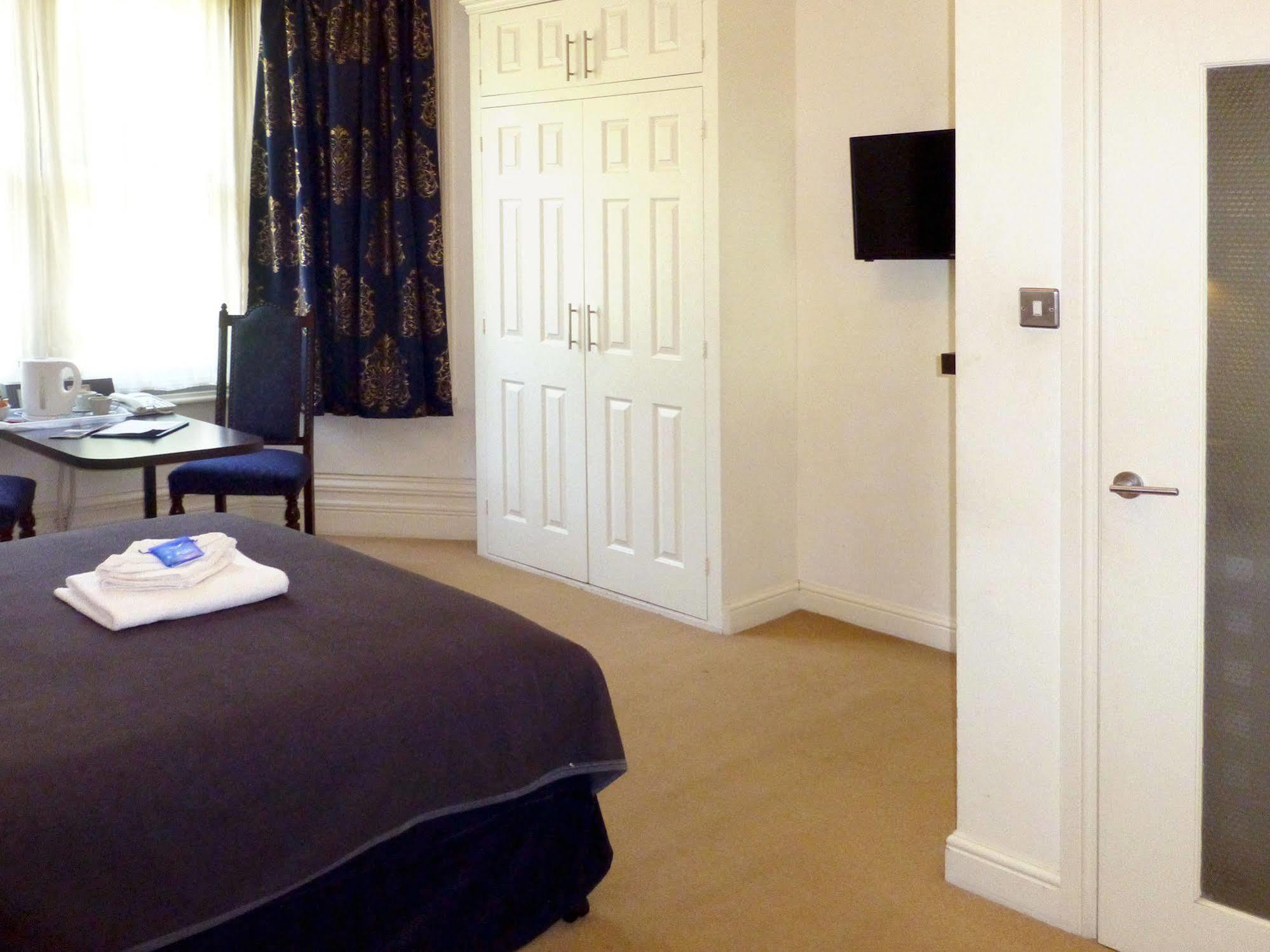 Tunbridge Wells Retreat Hotel Exterior foto